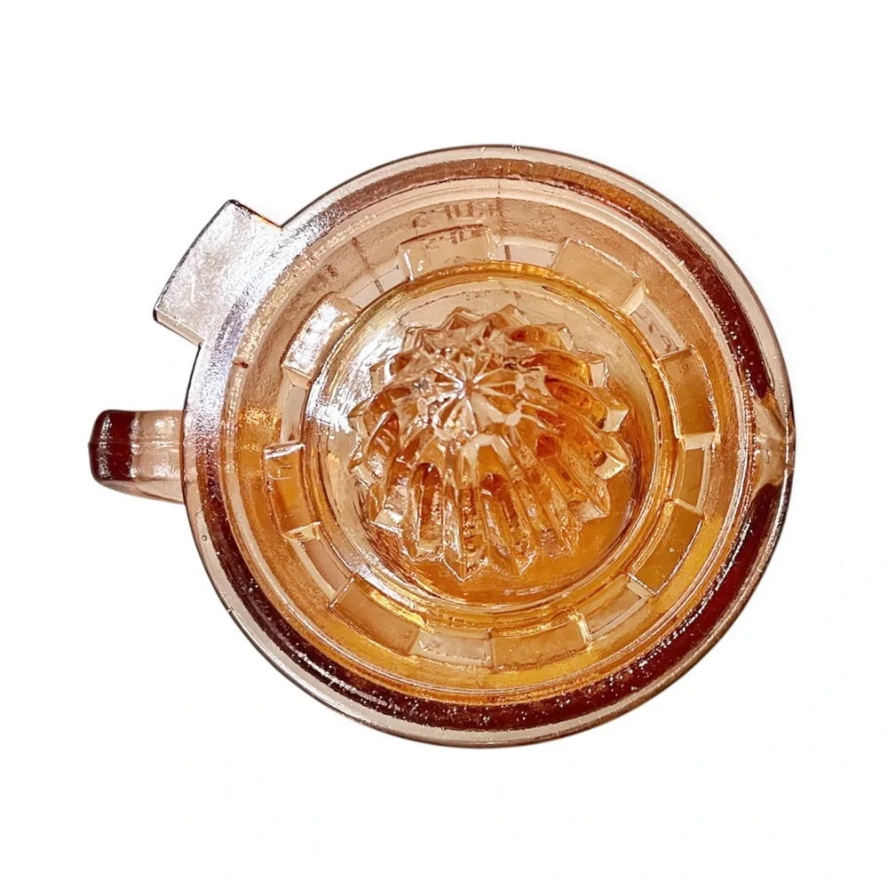 Depression Era Pink Peach Amber Glass Citrus Juicer Reamer w/2 Cup Measuring Cup - Picture 7 of 11
